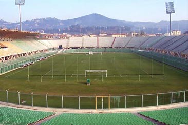 Stadio Artemio Franchi, visione dalle curve